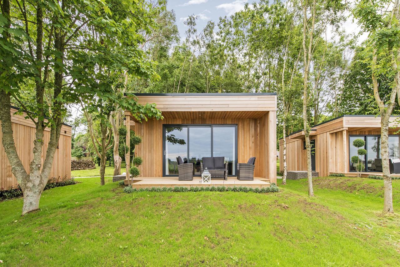Tinwood Estate Vineyard Lodges Chichester Exterior foto